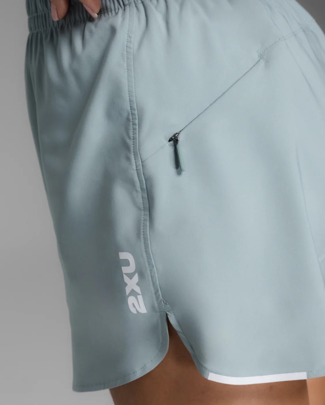 2XU Aero Hi - Rise 4inch Shorts - womens - Shorts - Trek, Trail & Fish NZ