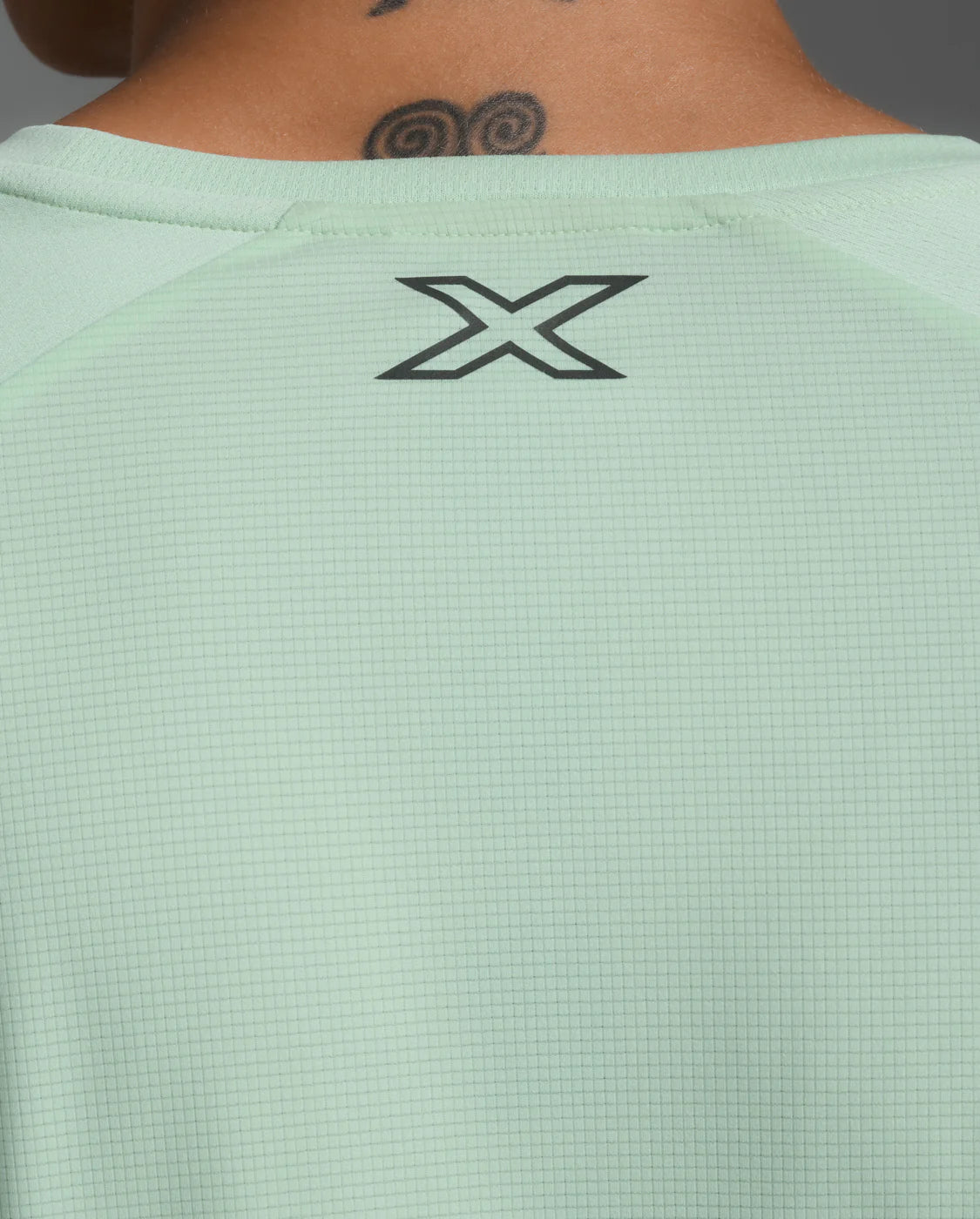 2XU Aero Long Sleeve - mens - Long - sleeved Tops - Trek, Trail & Fish NZ