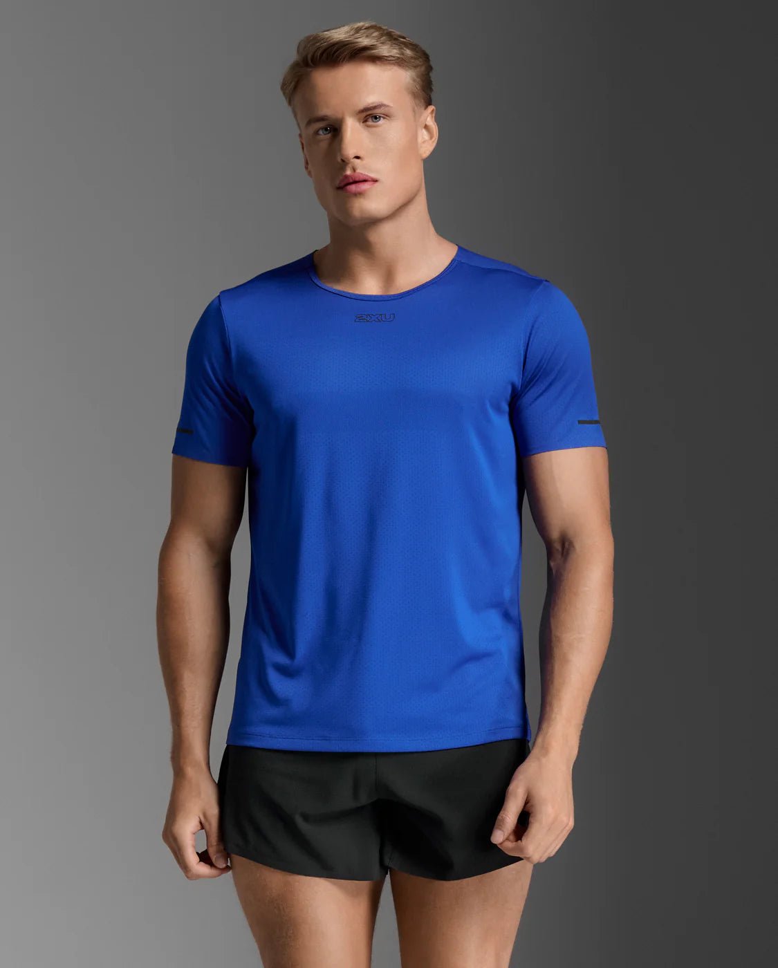 2XU Light Speed Tech Tee - mens - T-shirt - Trek, Trail & Fish NZ