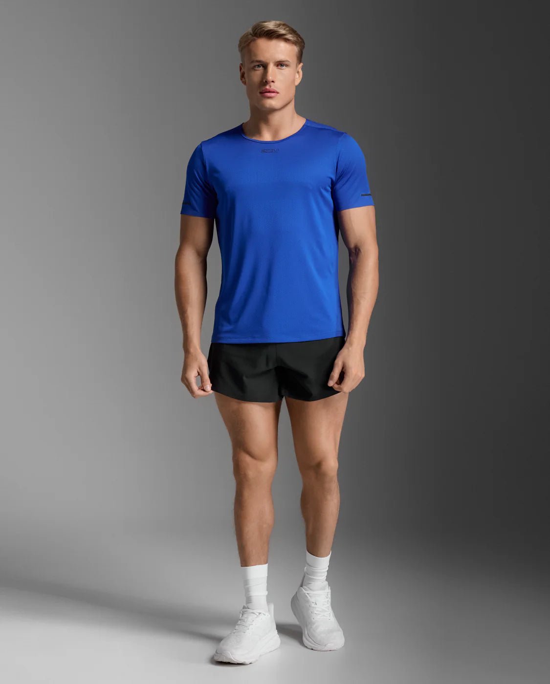 2XU Light Speed Tech Tee - mens - T-shirt - Trek, Trail & Fish NZ