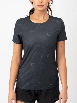2XU Light Speed Tee - womens - Trek, Trail & Fish NZ