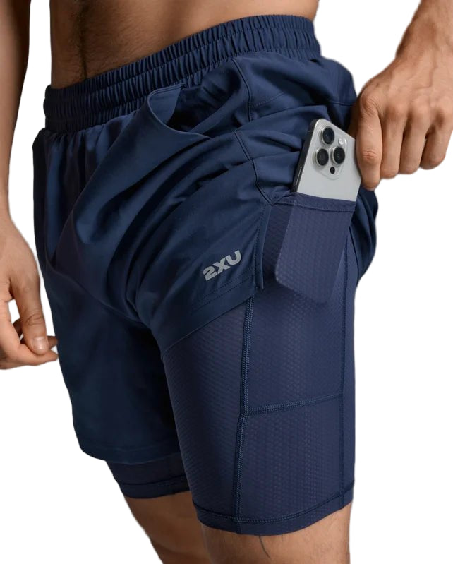 2XU Aero Mesh 2 - in - 1 5inch Shorts - mens - Clothing - Bottoms - Shorts - Trek, Trail & Fish NZ