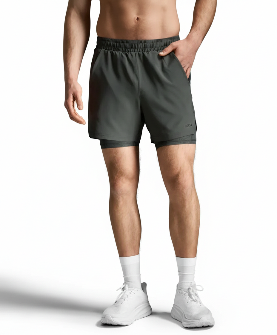 2XU Aero Mesh 2-in-1 5inch Shorts with white background