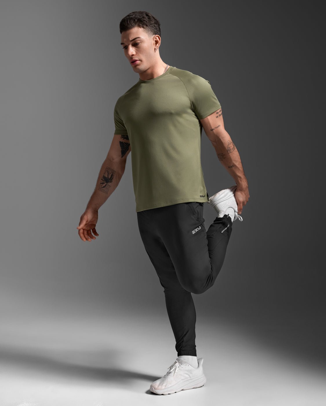 2XU Aero Mesh Tee - mens - Clothing - Tops - T-shirt - Trek, Trail & Fish NZ