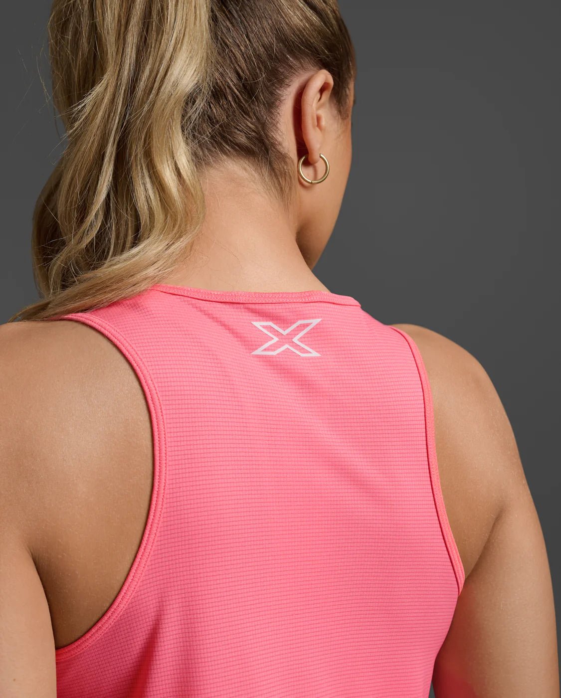 2XU Aero Singlet - womens - Singlet - Trek, Trail & Fish NZ