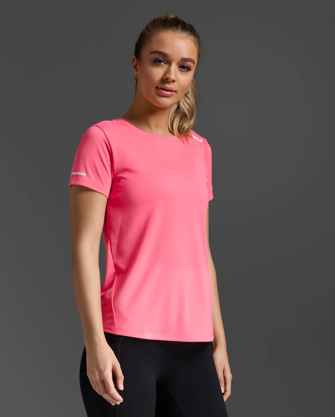 2XU Aero Tee - womens - T-shirt - Trek, Trail & Fish NZ