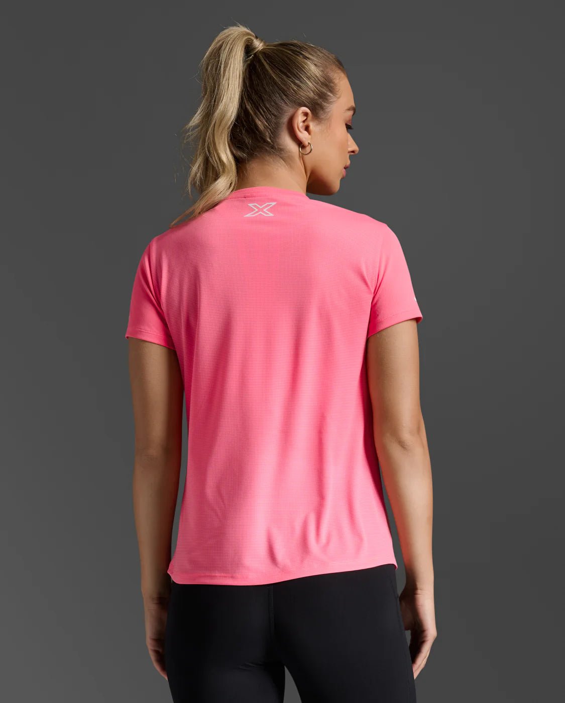 2XU Aero Tee - womens - T-shirt - Trek, Trail & Fish NZ