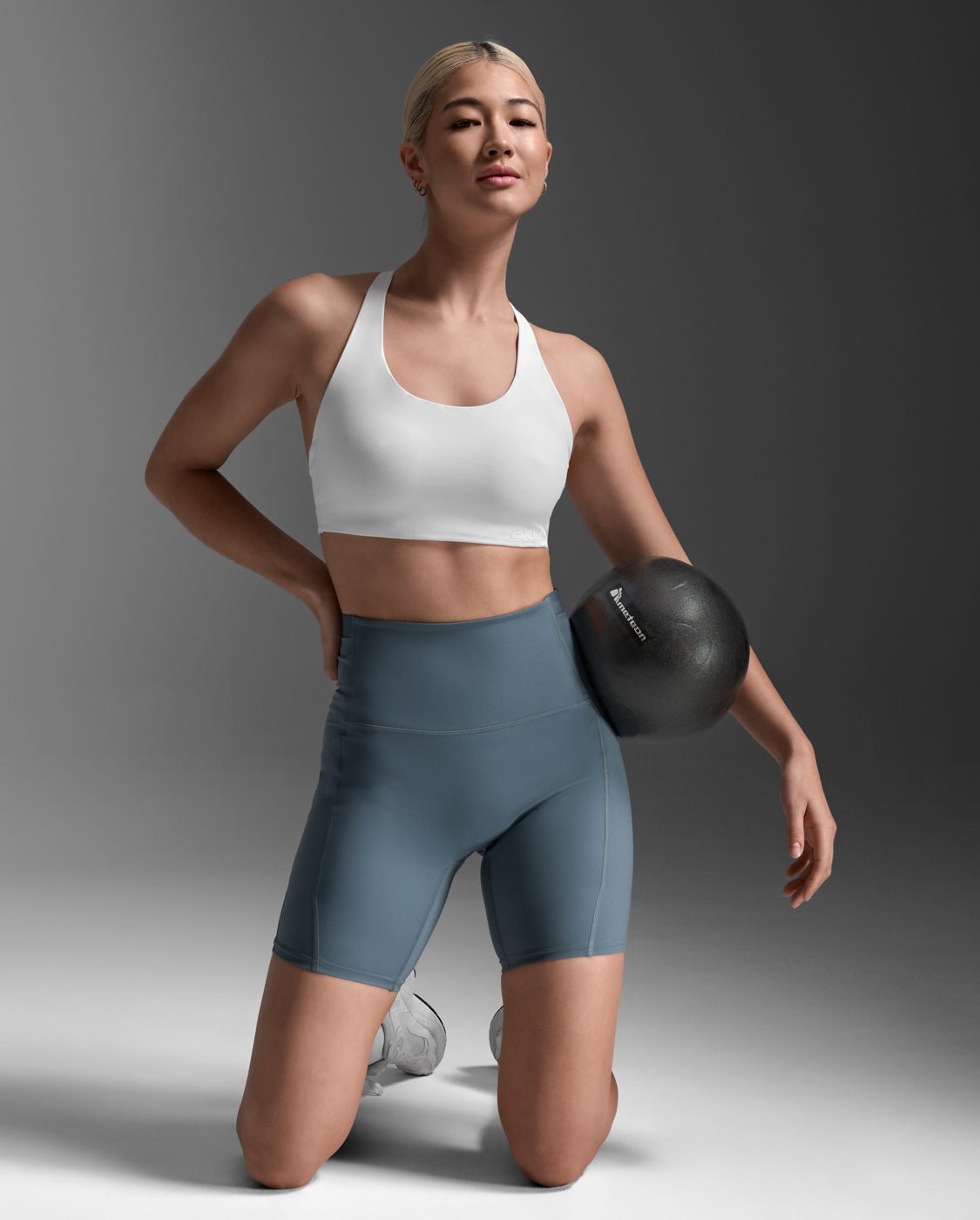 2XU Form Stash Hi - Rise Bike Short with 5 pockets - womens - Shorts - Trek, Trail & Fish NZ