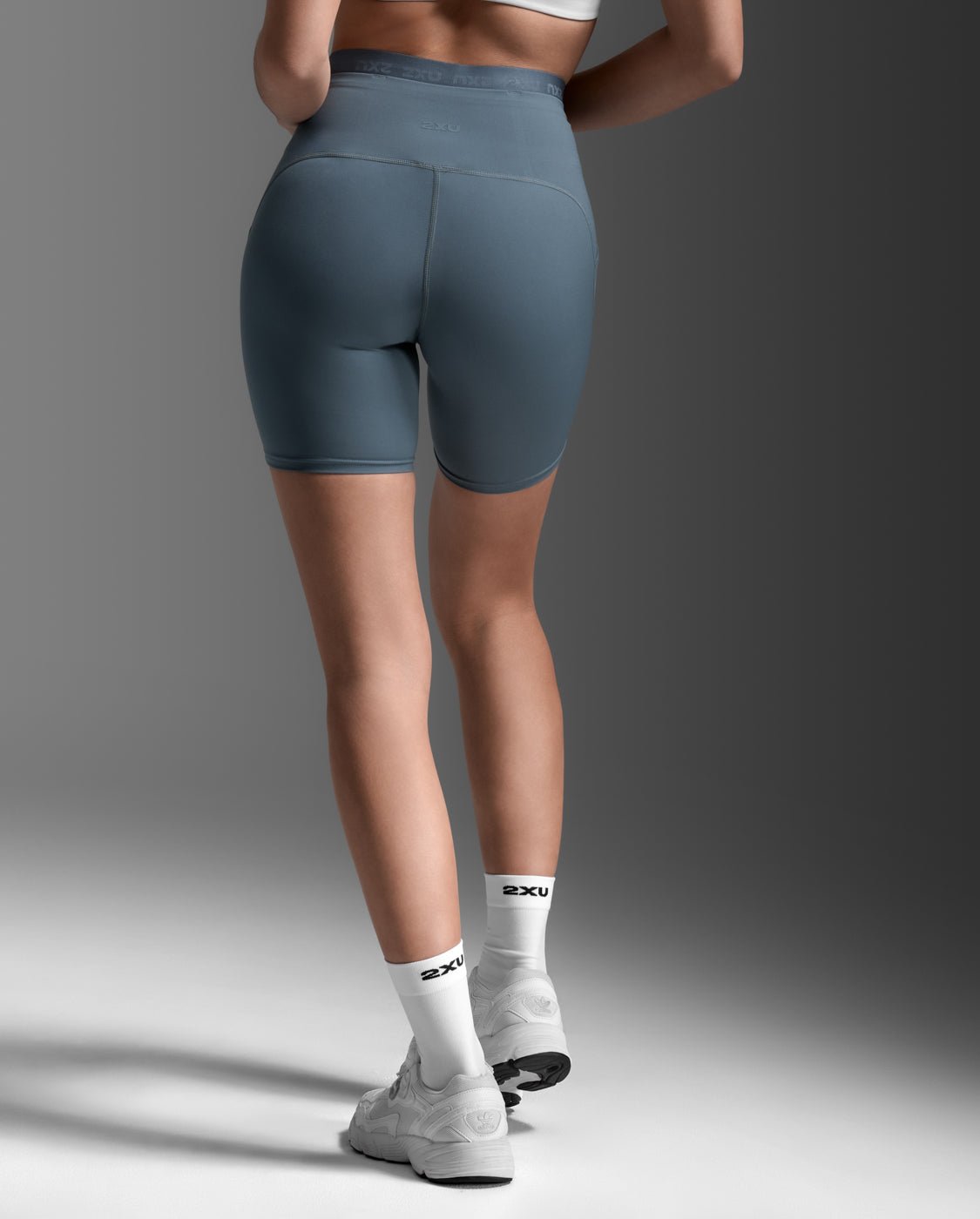 2XU Form Stash Hi - Rise Bike Short with 5 pockets - womens - Shorts - Trek, Trail & Fish NZ