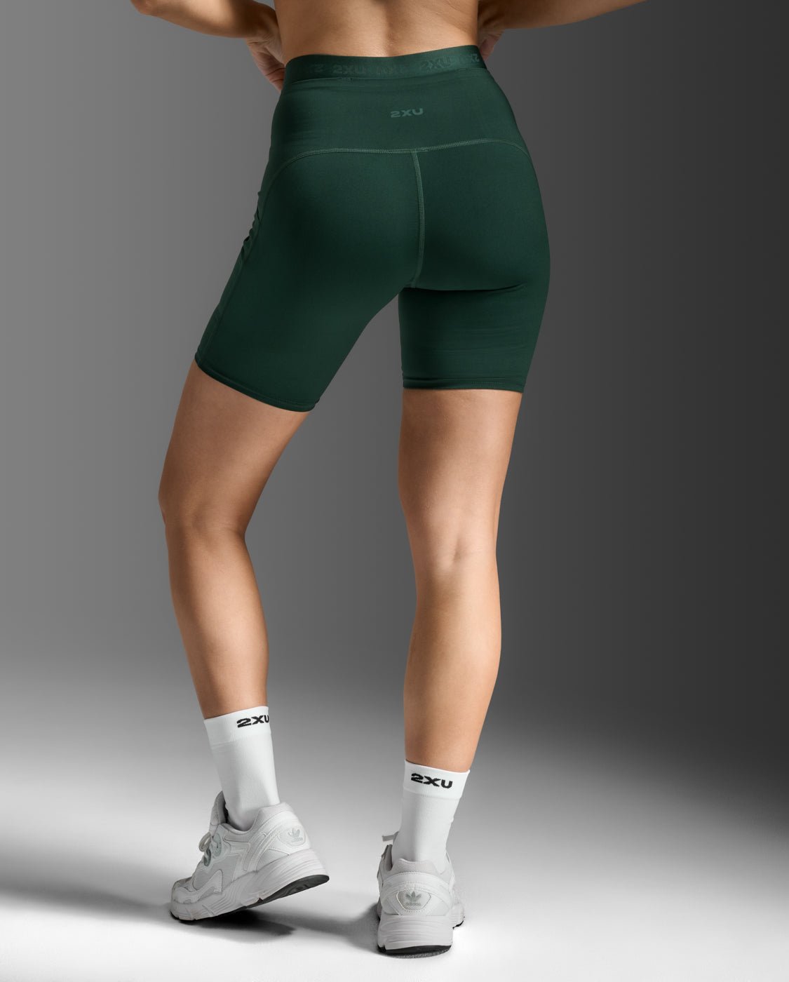 2XU Form Stash Hi - Rise Bike Short with 5 pockets - womens - Shorts - Trek, Trail & Fish NZ