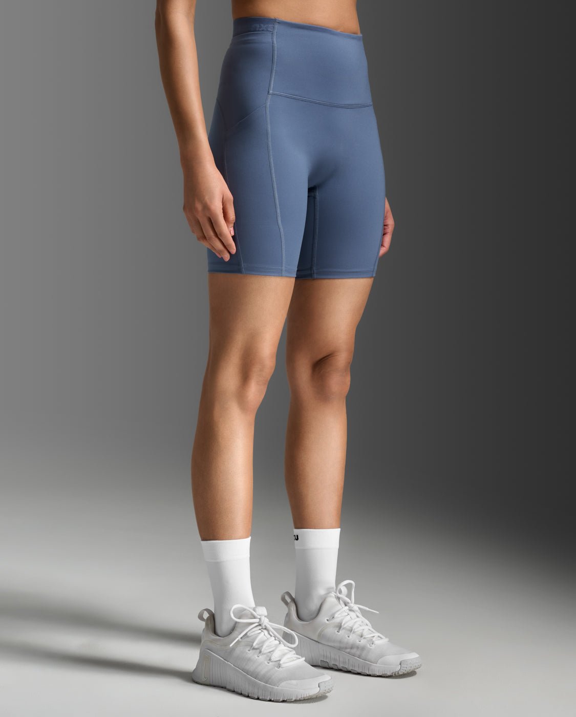 2XU Form Stash Hi - Rise Bike Short with 5 pockets - womens - Shorts - Trek, Trail & Fish NZ