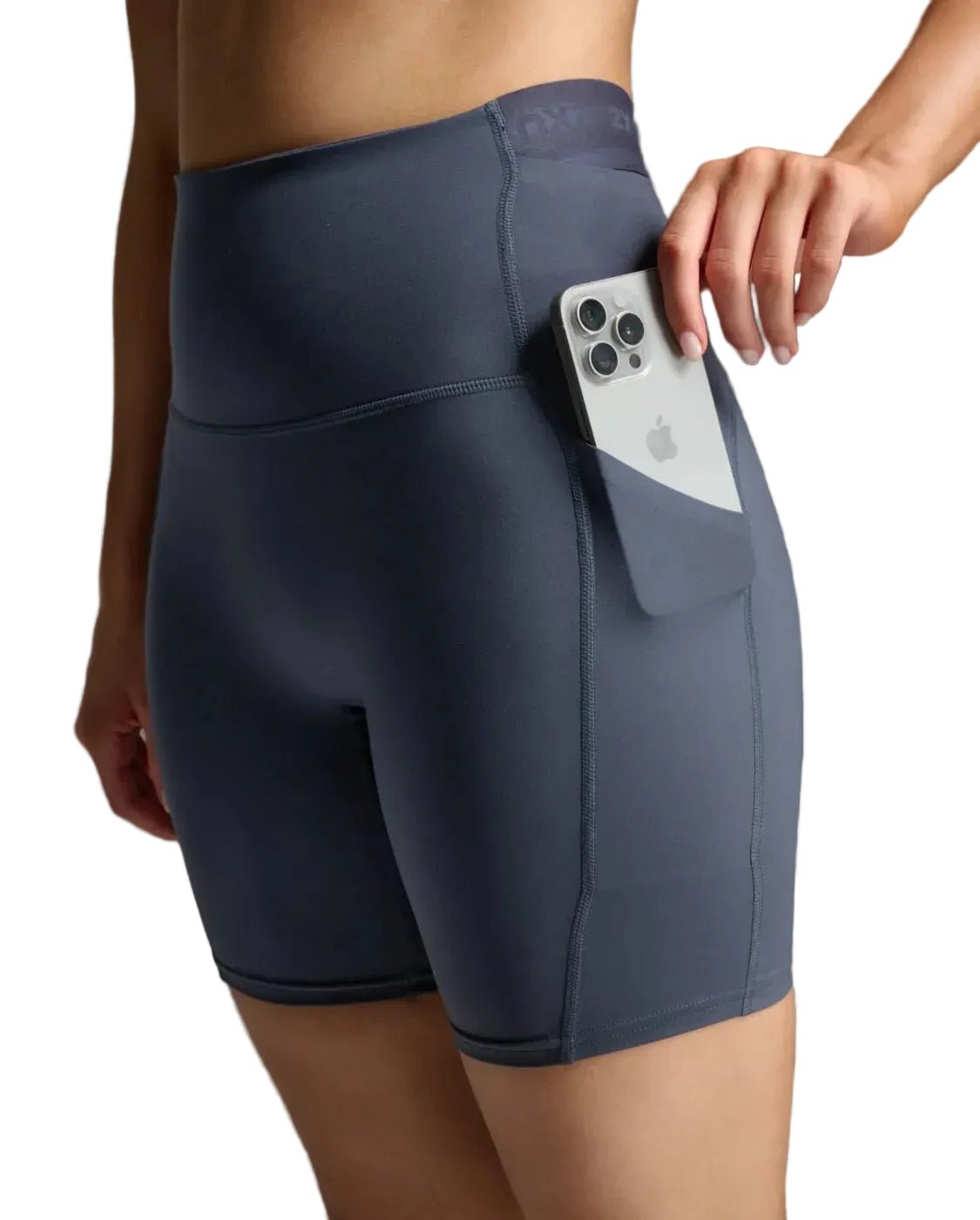 2XU Form Stash Hi - Rise Bike Short with 5 pockets - womens - Clothing - Bottoms - Shorts - Trek, Trail & Fish NZ