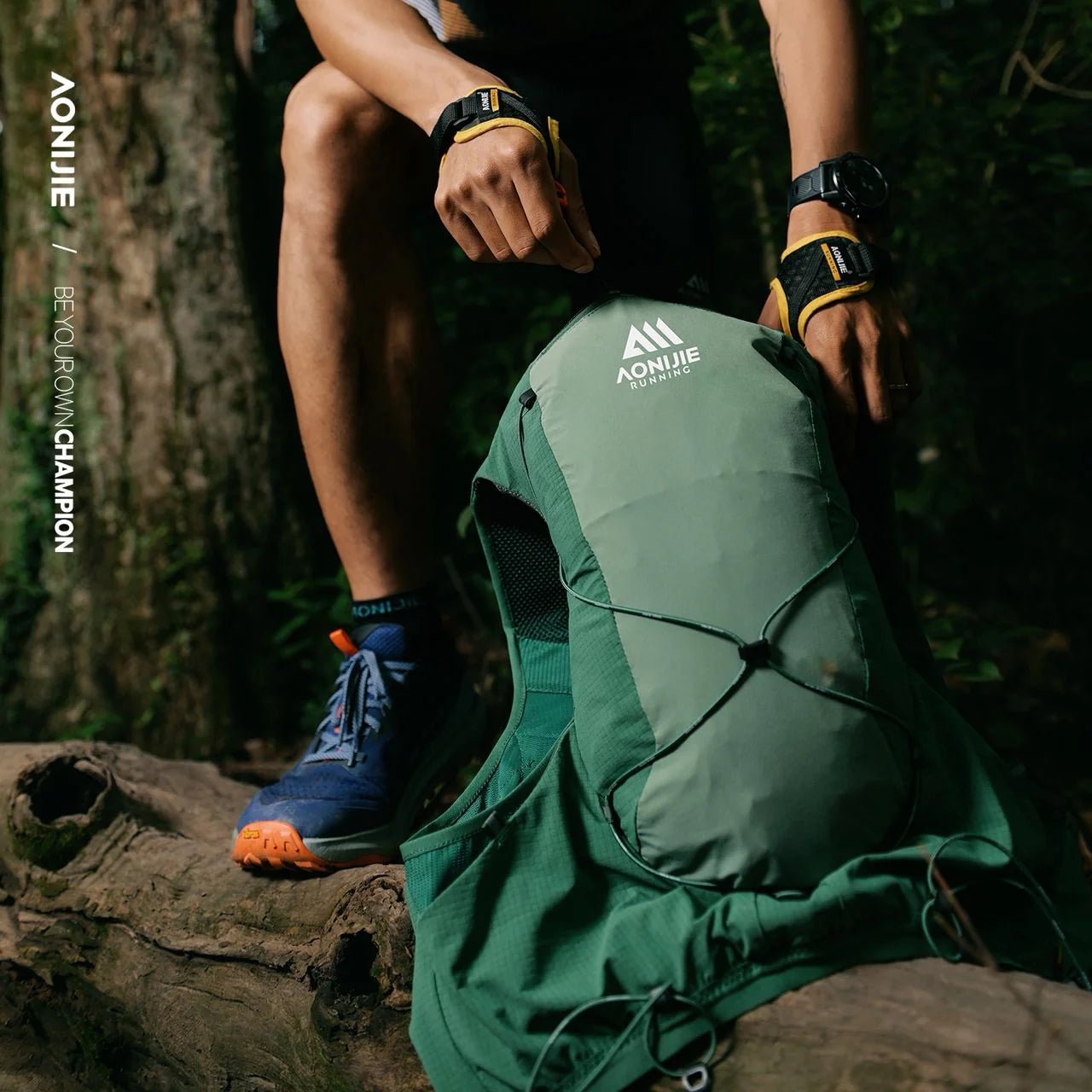 Aonijie 12litre Running Pack - Mont Blanc series - Packs - Hydration Vests - Trek, Trail & Fish NZ