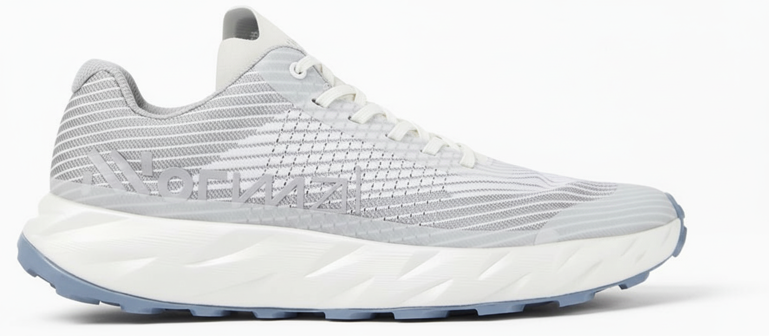 Nnormal Kjerag shoe with white background and shadow