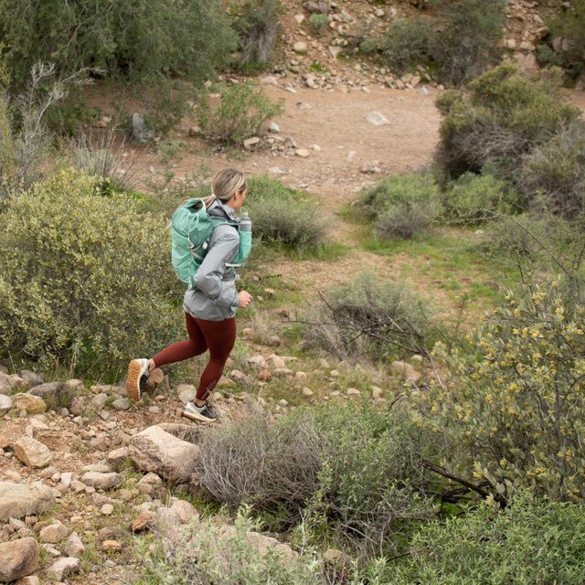 Ultimate Direction Fastpack Her 20 - womens - Packs - Fastpacks - Trek, Trail & Fish NZ