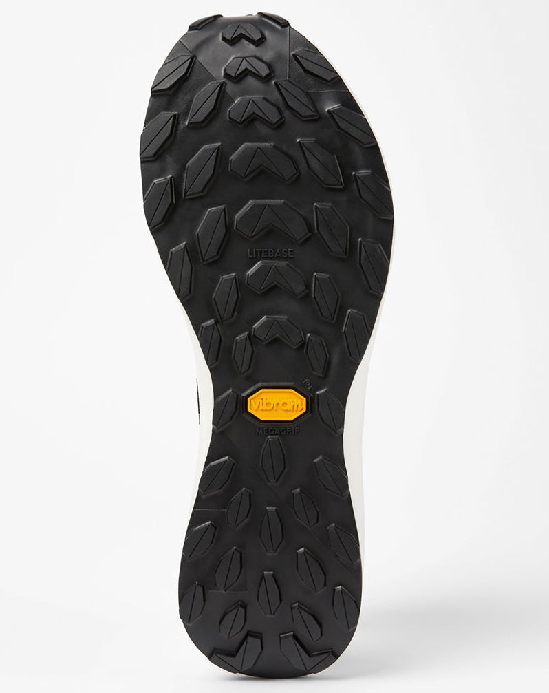 Nnormal Kjerag - Trek, Trail & Fish NZ